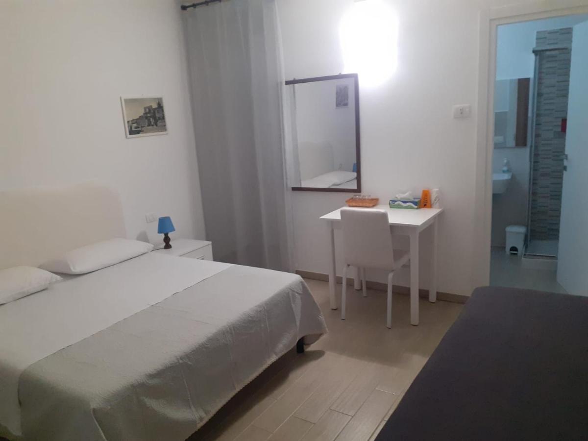 B&B Porta Romana 阿米里亚 外观 照片